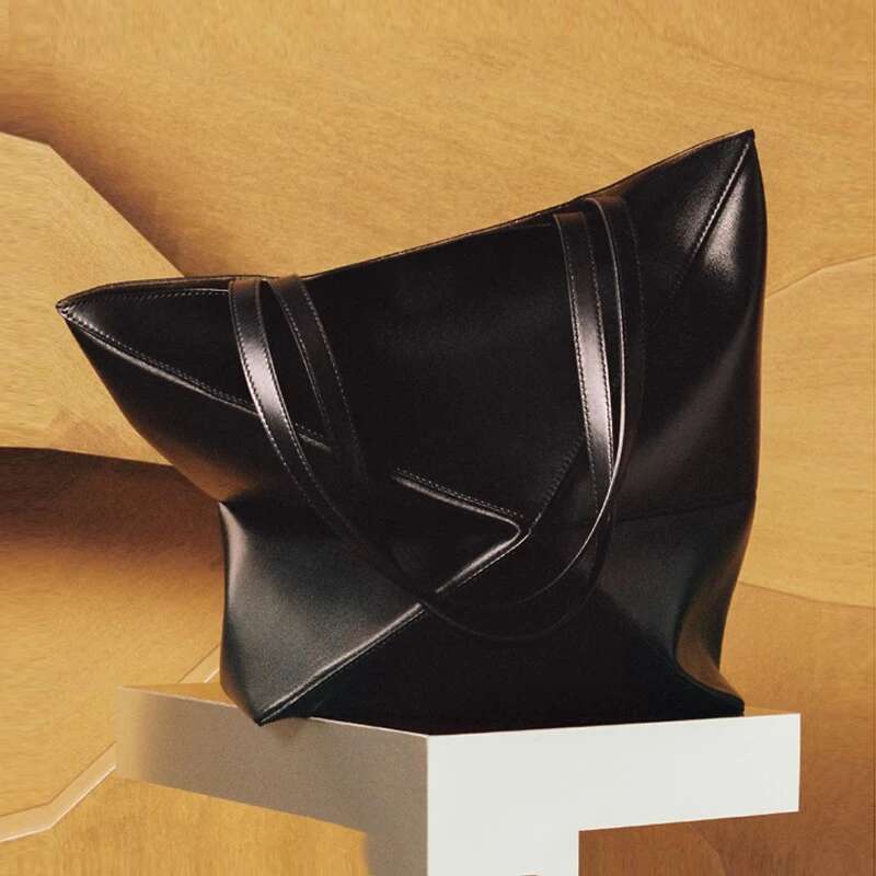 Genuine Leather Women's Tote Bag Shoulder Ladies Geometric Bucket Bags Womens High Quality 2024 New Folding Woman Fashion