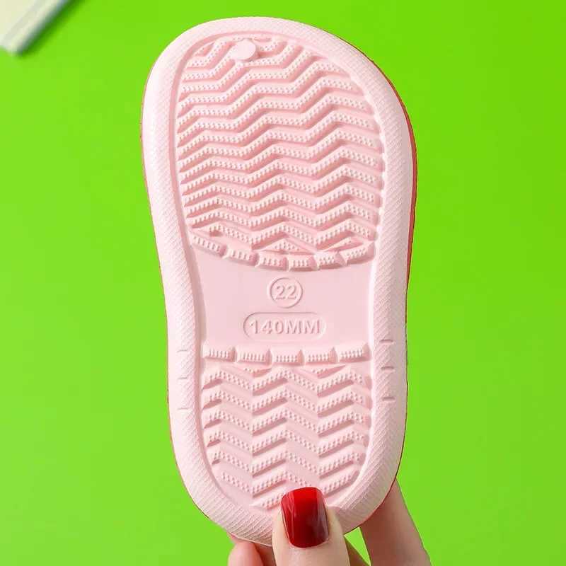 Slipper Summer childrens garden Clogs shoes for boys and girls beach sandals for children lightweight breathable cute cartoon slider baby slider S2532