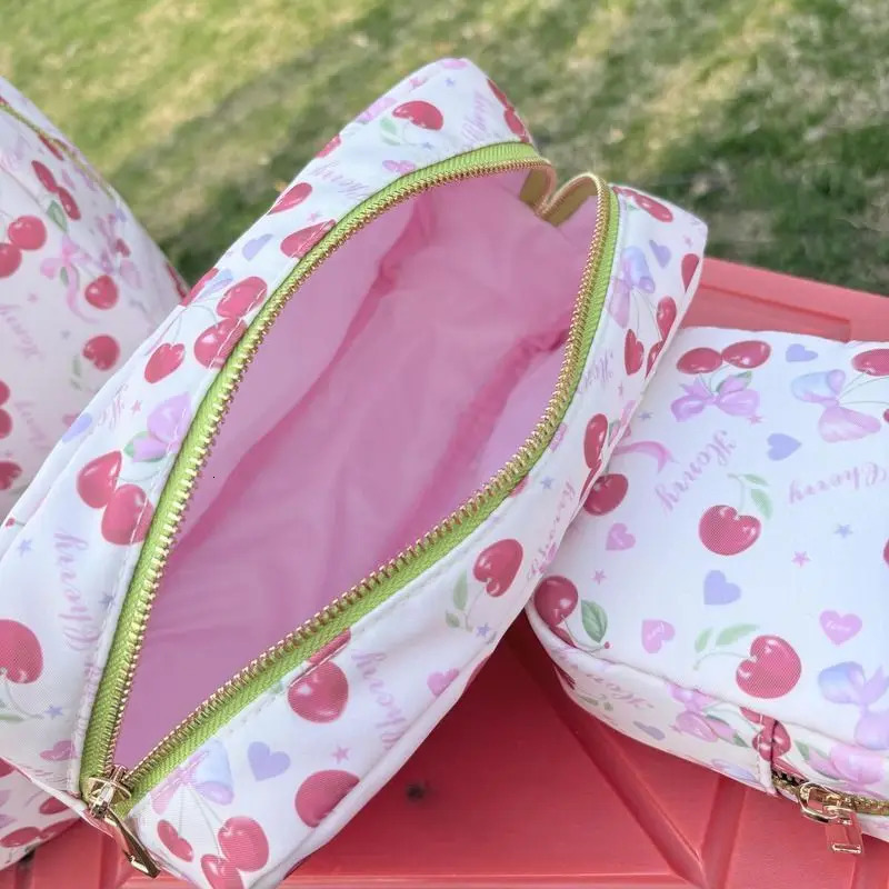 y ner bag floral printing cosmetic personalized nylon toilet box travel cleaning agent sales 250326
