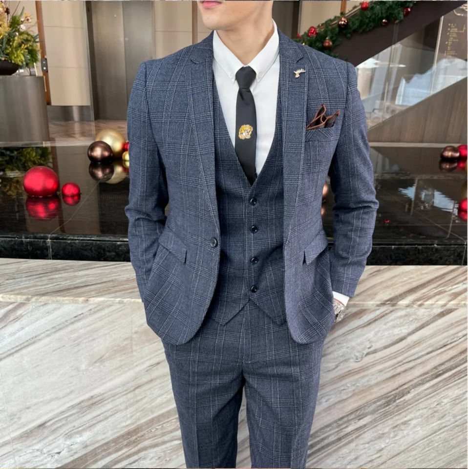 High quality British and Korean improved checkered mens suitvestmens fashionable handsome business leisure three piece set 250326