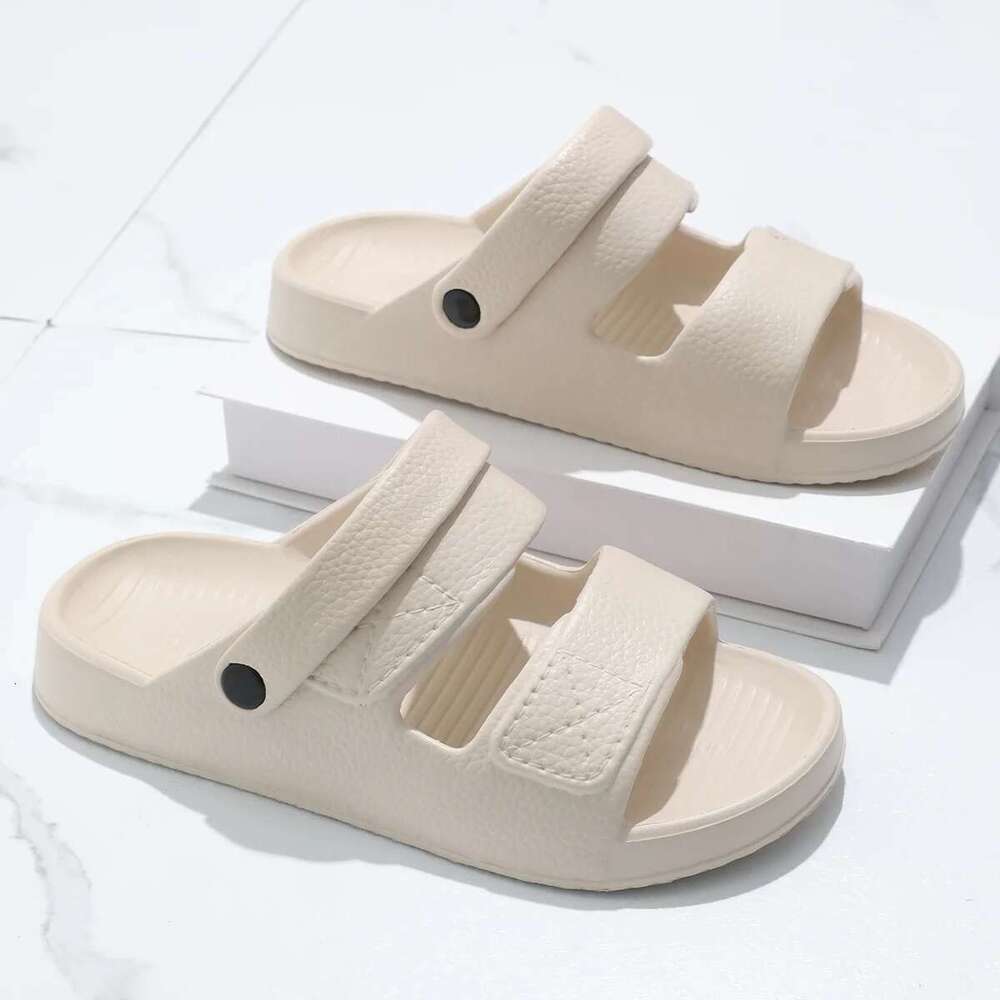 Summer Men New Non-slip Outdoor Sandals Comfortable Soft Bottom Indoor Slippers