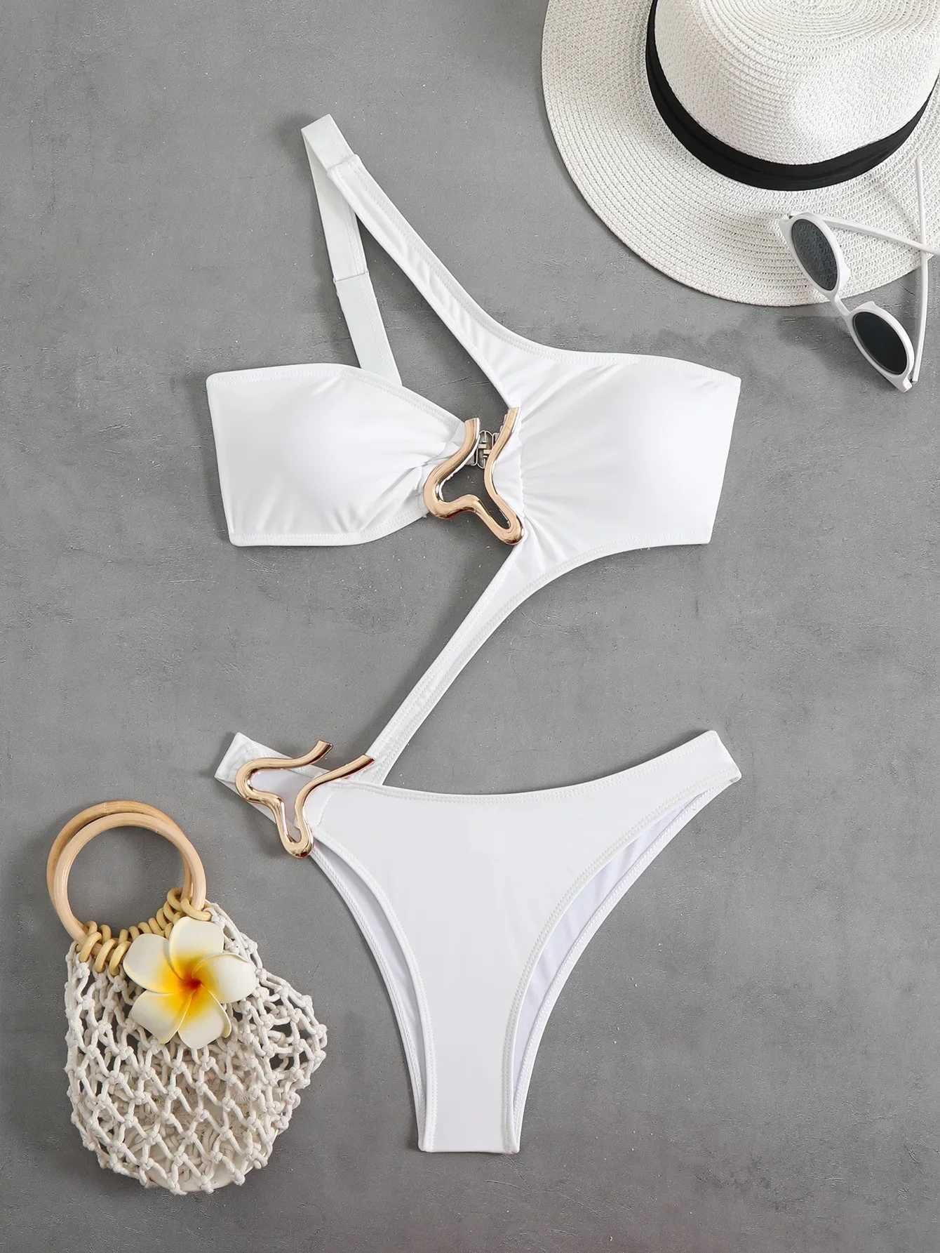 Sexy Black Hollow Out Bikini 2025 Women One Shoulder Metal Designer Backless Thong One Piece Swimsuit Summer Bathing SuitsC250314