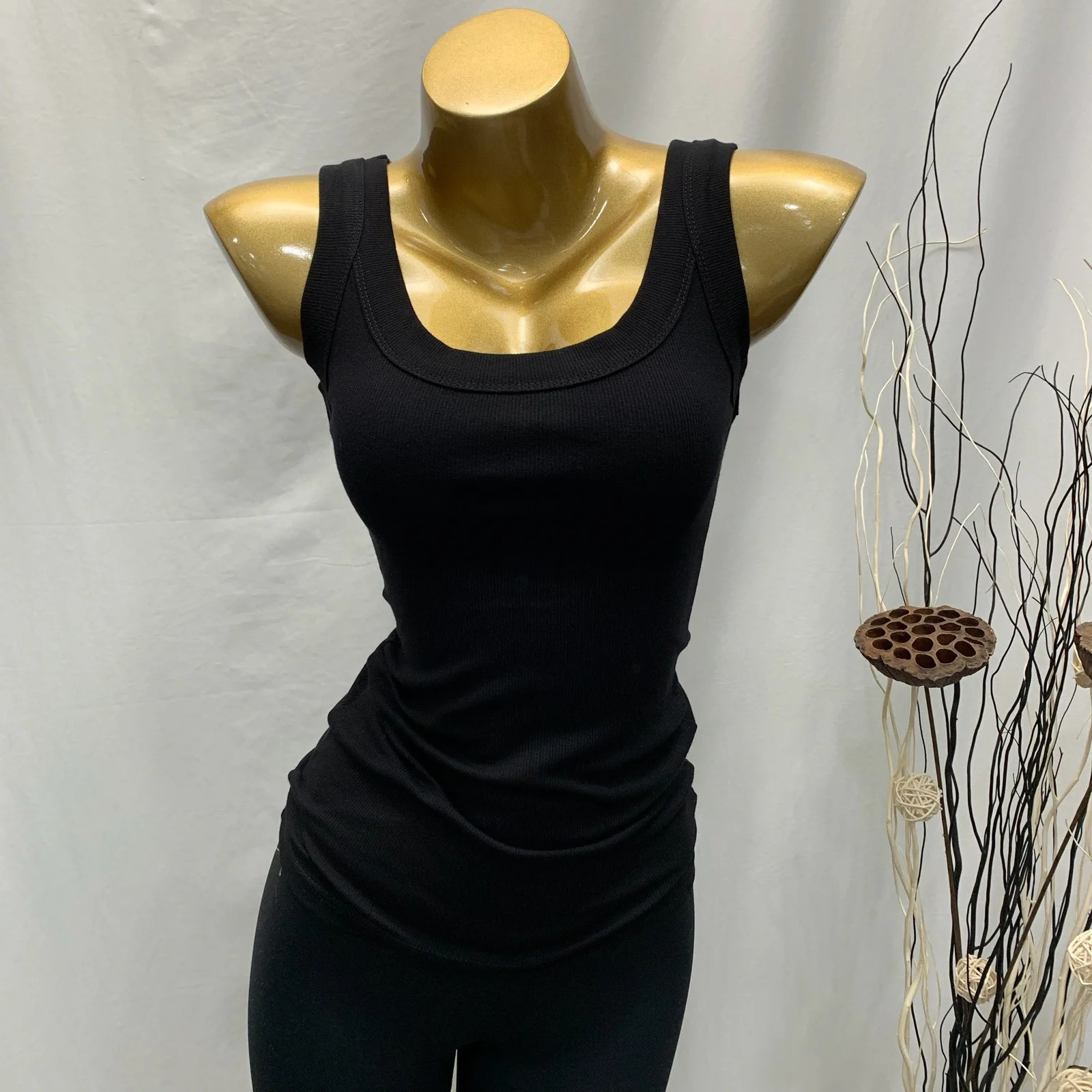 Womens sleeveless summer top womens Cotton casual Tshirt ONECK vest solid clothing 250326