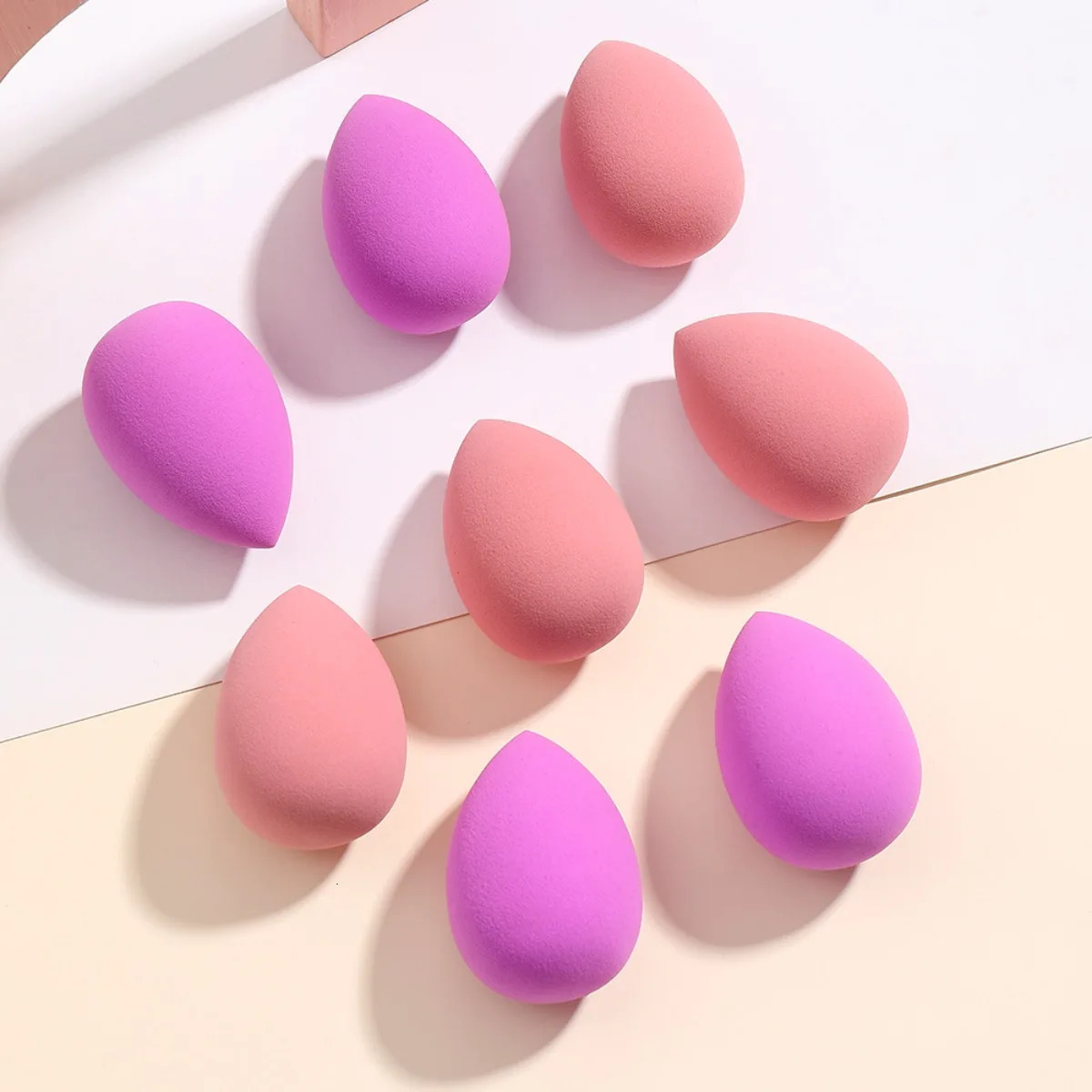 8 pcs Beauty Egg Set for Skin - Includes 3 High-Quality Makeup Sponges for Smooth and Even Application 250317