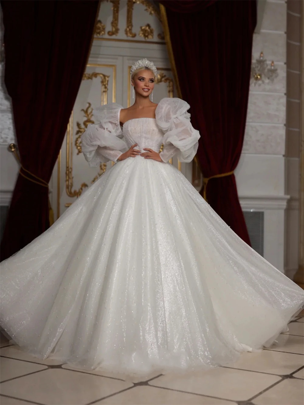 Fashion Women Wedding Dress Strapless Removable Sleeves Bridal Gowns Sequins Pearls Backless Sweep Train Dress Custom Made