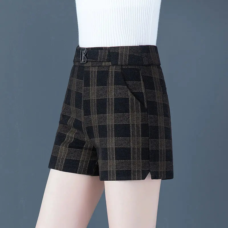 Korean fashion version wool five point shorts solid zipper pocket high waist casual straight pants 250321