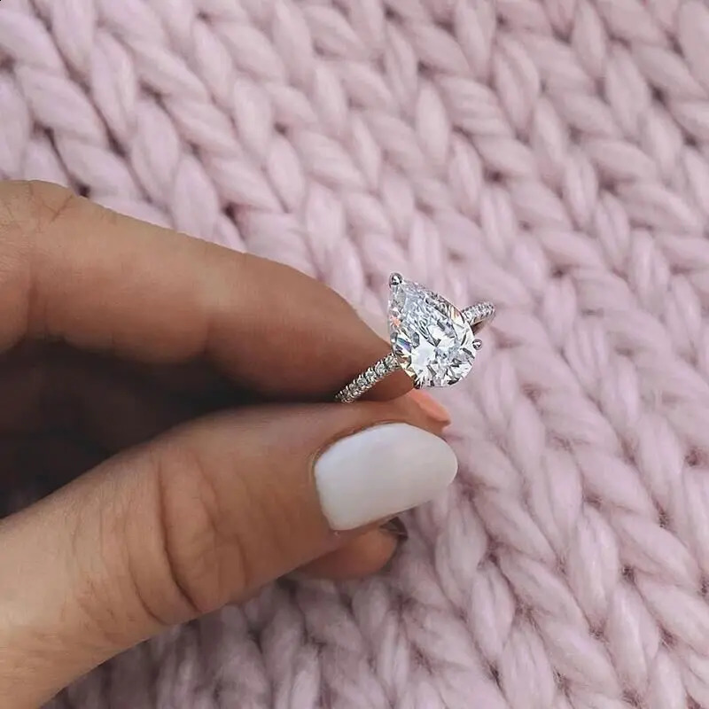 Tigrade 2CT 925 Sterling Silver Engagement Rings Pear Cut 5 Cubic Zirconia CZ Wedding Promise Rings for Her Stunning Teardrop 250327