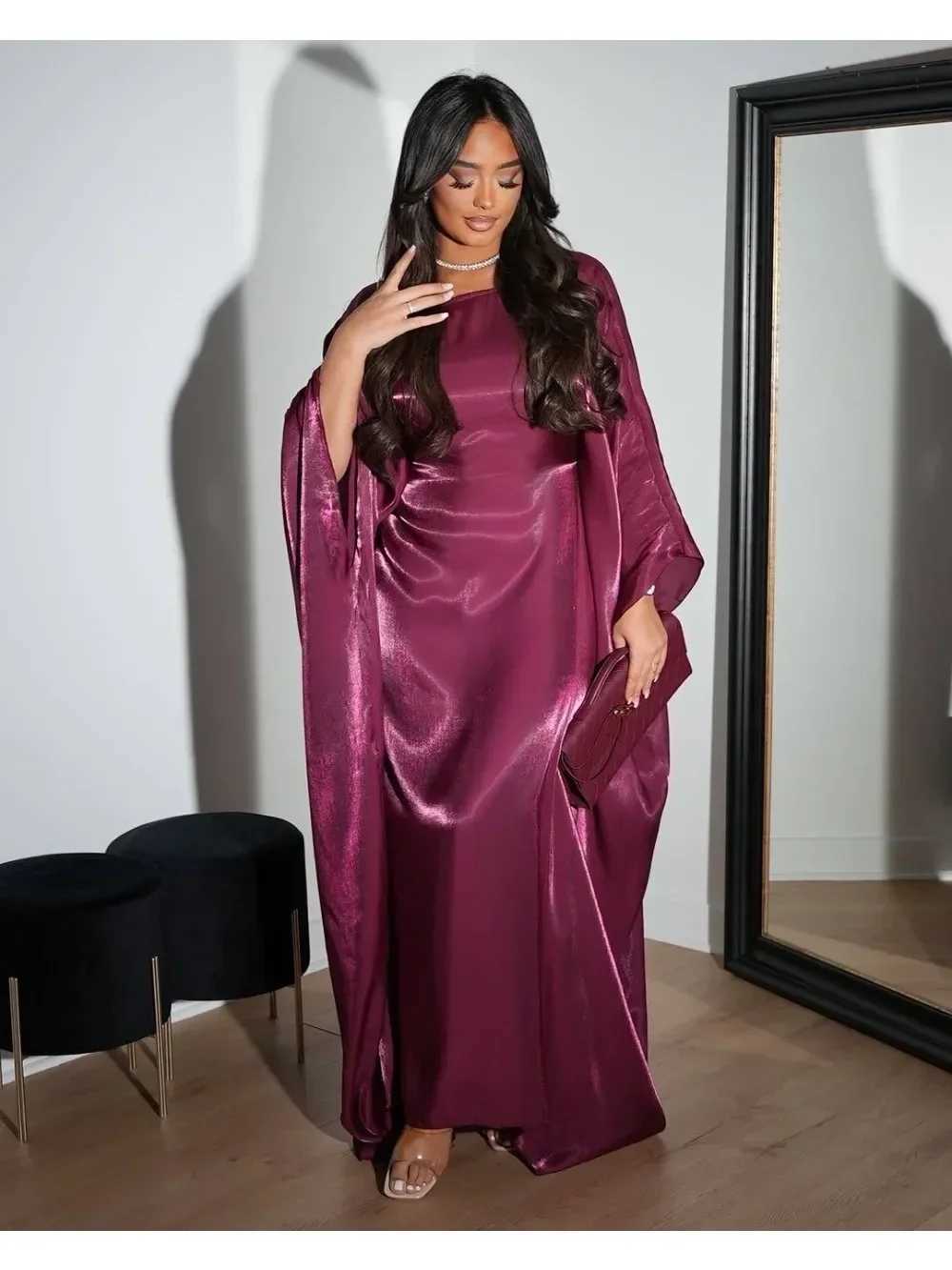 2025 Rose Muslim Kaftan Dress Shiny Batwing Satin Maxi Abaya Dubai Luxury 2025 Abaya For Women Islam Caftan Marocain Femme Long Robes X2505144
