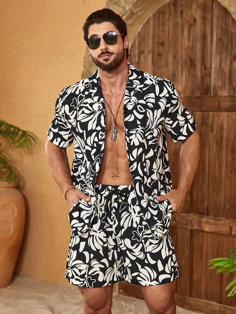 Hawaii Shirt Set Mens Yellow Duck Print Fashion Pattern Summer Fashion Casual Daily Large Button Down Shirt Shorts Two Piece Set W250326