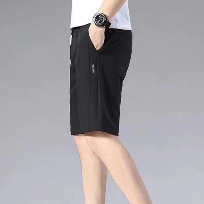 2024 Summer Mens Sports Shorts Solid Color Straight Pattern Loose Elastic Waist Pull up Casual Running 250326