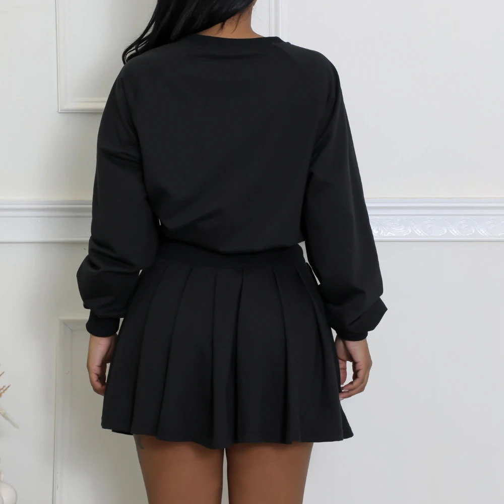 Customized European and American womens clothing twopiece casual long sleeved skydiving top pleated mini skirt 250326
