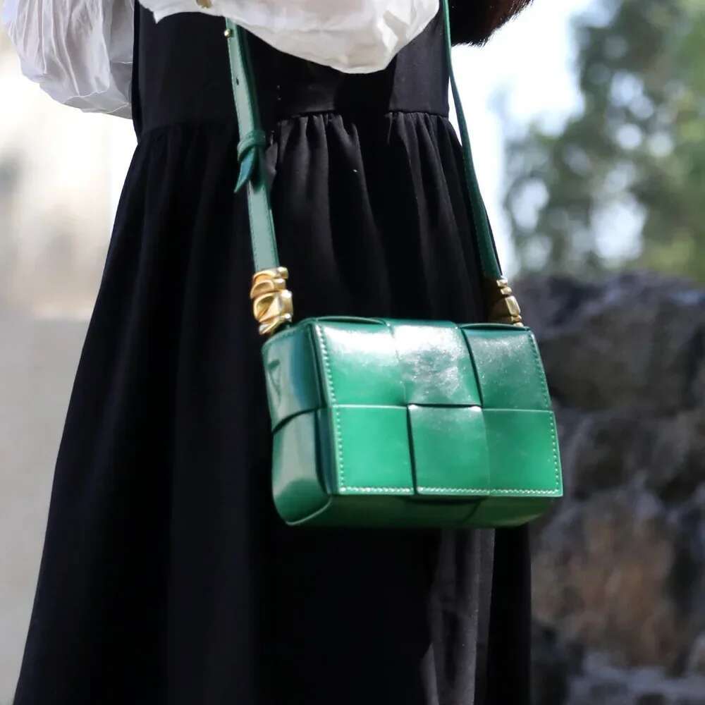 Women Small Square Genuine Leather Female Weaving Crossbody Bags Fashion Cowhide Ladies Shoulder Messenger Bag Sier Brown