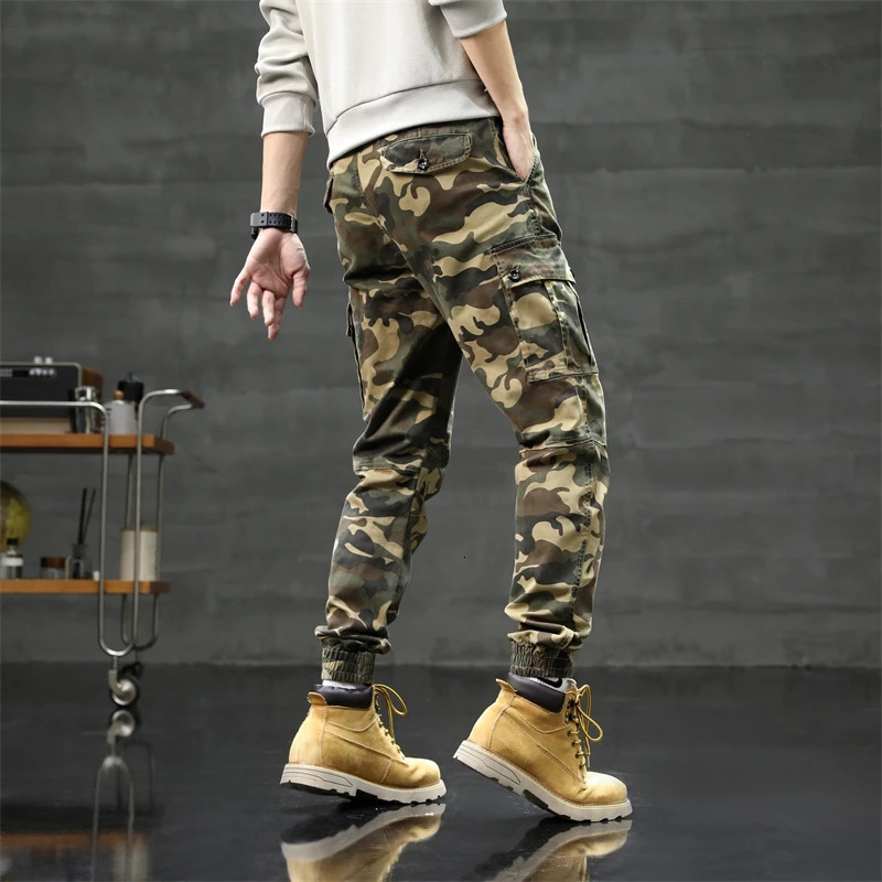 Korean style street clothing products mens ultrathin pants suitable for cotton stretch jogging red camouflage casual fashion trend 250327