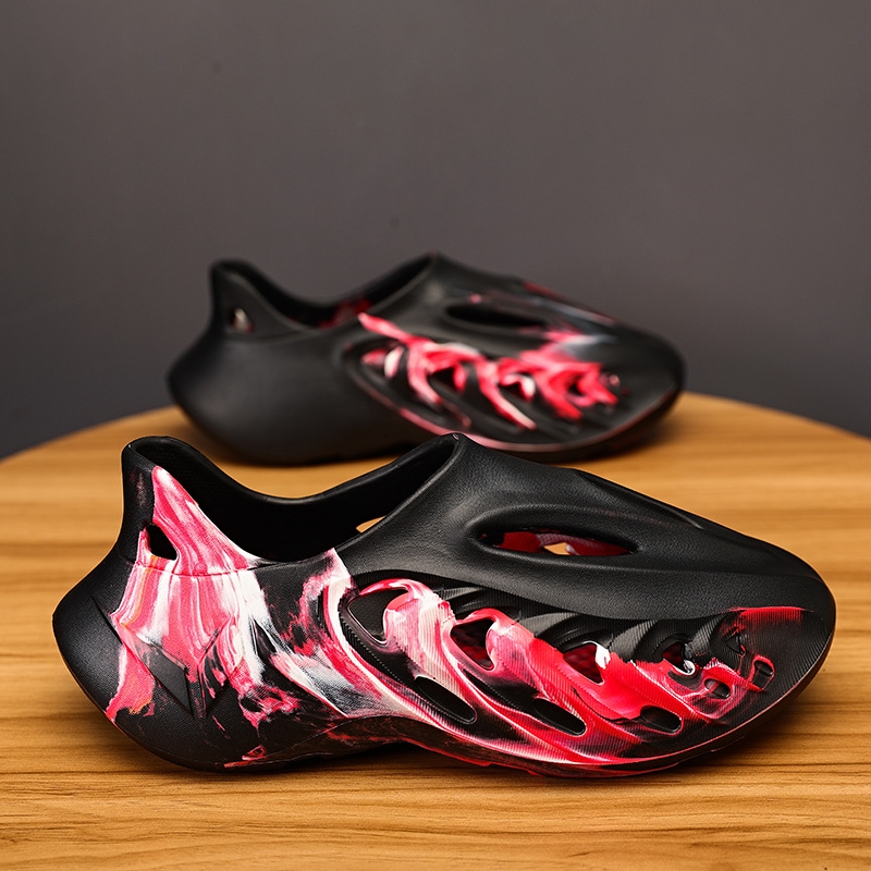 designer shoes 2025 Men's trendy hollowed-out Roman sandals and beach shoes men's sports camouflage coconut holey shoes for summer
