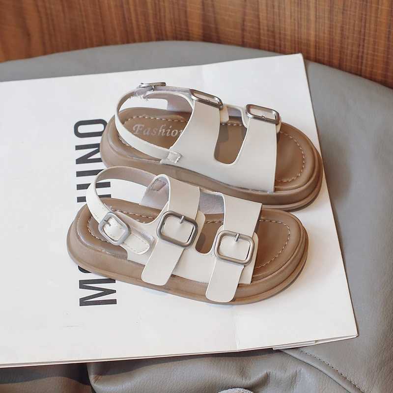 Slipper 2024 Summer Casual Round Toe Lightweight Buckle Walking Shoes for Preschool Girls Solid Color Comfortable Childrens Sandals S25326