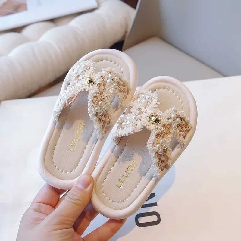 Slipper Girl slide summer childrens chic checkered princess sandals with simple pearl sweet fashionable elegant slide suitable for childrens outdoor a