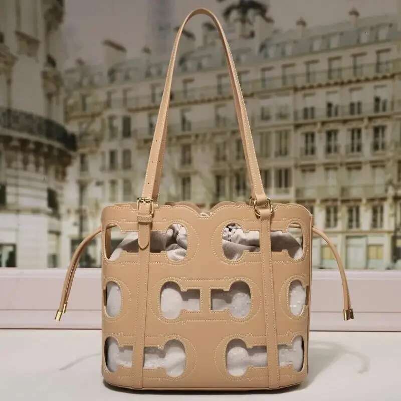 CH High-End Brand Fashionable Hollow Design Handbag Large Capacity Simple Solid Color Women's Shoulder Bag