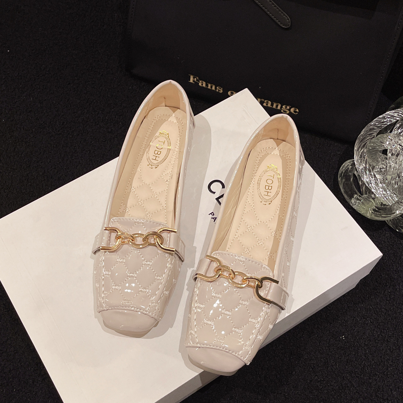 slippers free Shipping sandals Soft soled single shoe Flat slippers Shallow mouth slippers Comfortable shoes hot