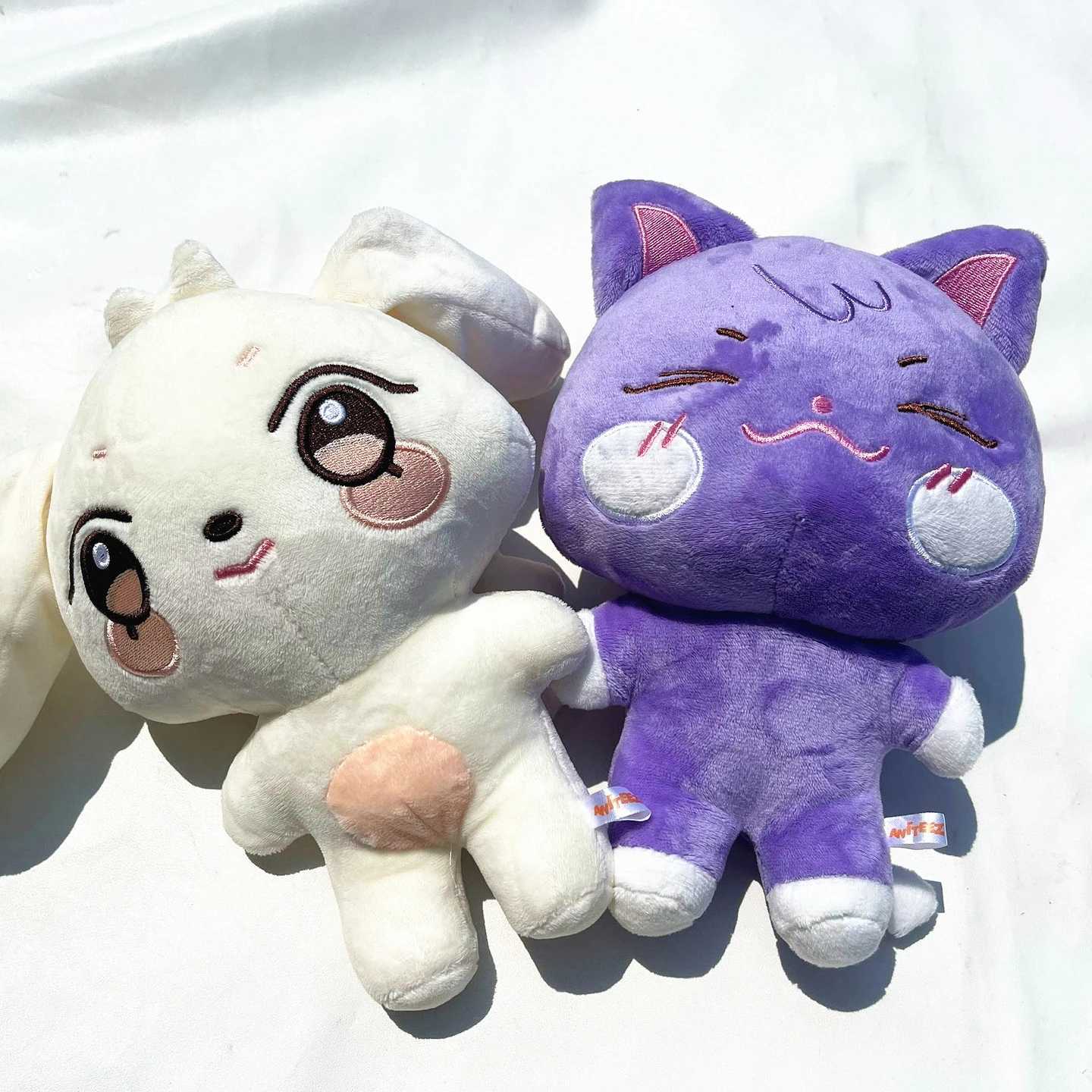 25cm ATEEZ Plush Aniteez Doll Red Chenghua Yunho Yeosang San Mingi Wooyoung Peluche Kawaii Stuffed Animal Toy Fan GiftT250326