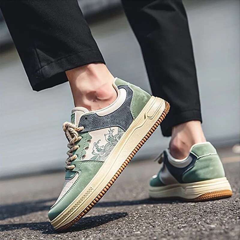 Skateboarding Canvas Comfortable Vulcanized All-match Men Casual Sneakers Fashion Student Shoes Male