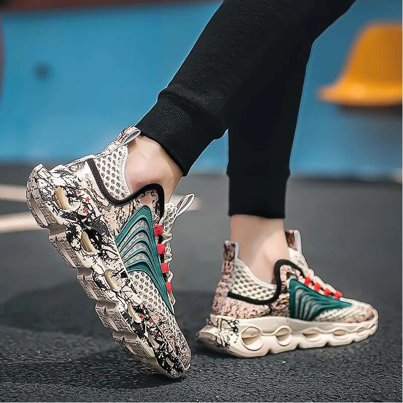 Designer Shoes For Summer 2025 New Sports Men's Shoes With Mesh Surface Breathable Anti Slip Deodorizing Fashionable Men's Running Shoes