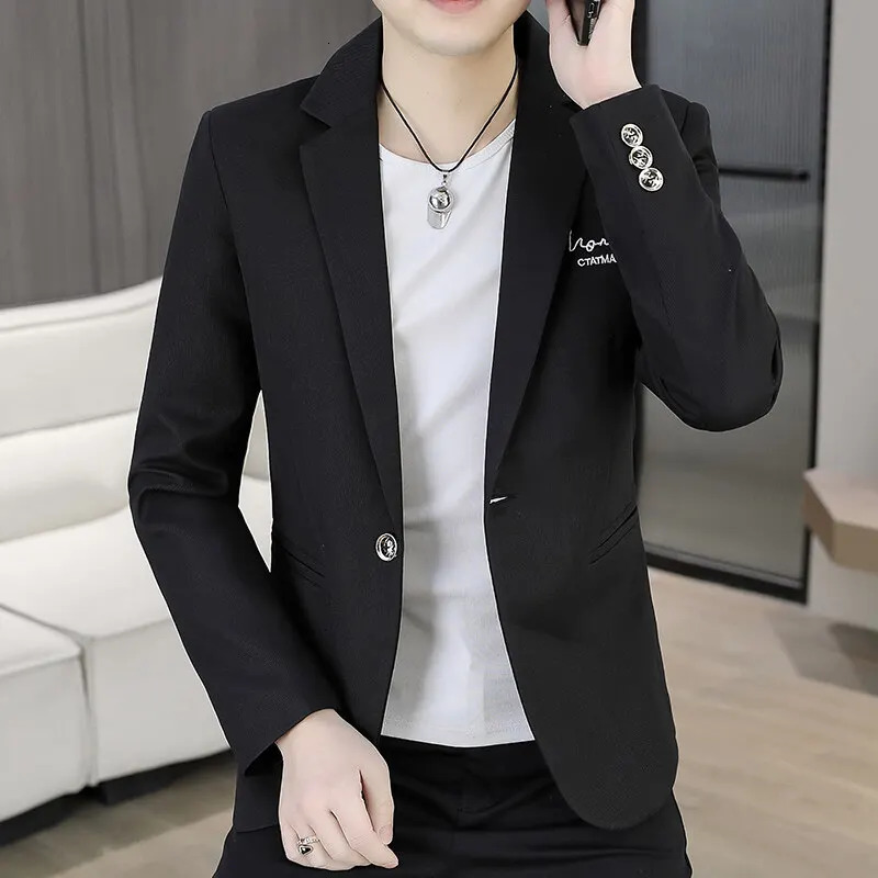 The main promotion of the explosive spring personality all casual lapel single western handmade mens clothing 250326