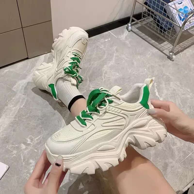 Women Flats Sports Lace Up Vulcanize Shoes Female New Designs White Thick Bottom Platform Casual Sneakers atillas Mujer