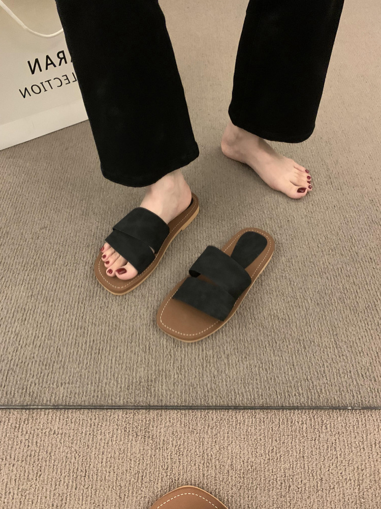 Free shipping 2025 new Slippers designer sandals womans casual ladies sliders Platform slipsole slippers woman outdoor Shoes