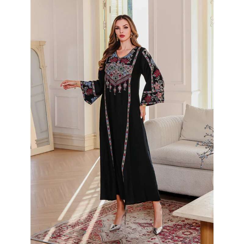 Dongdumaoyi Moslim Elegante Jurk Midden Oosten Dameskleding Abaya Geborduurd Gewaad Dubai W