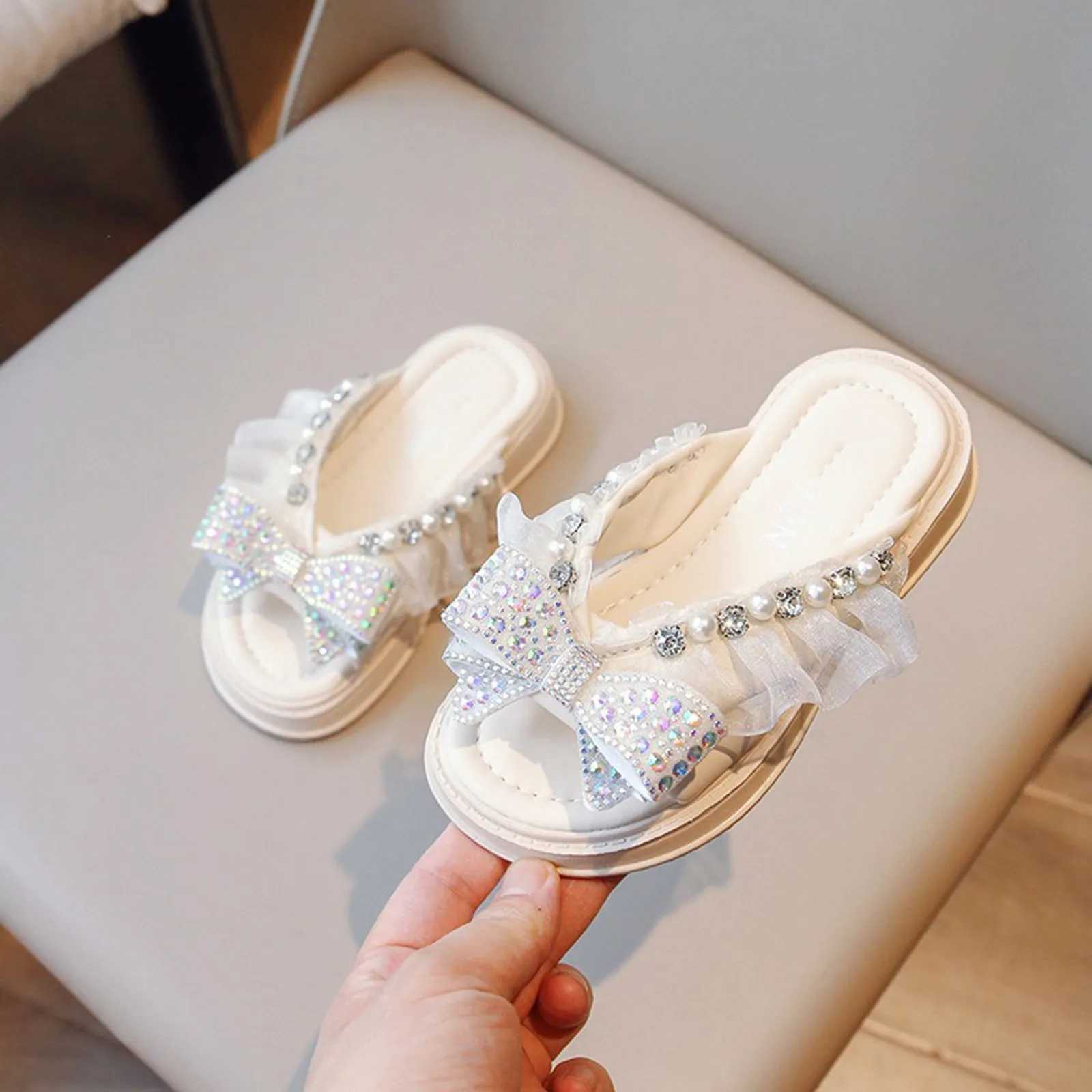 Slipper Fashionable and elegant bow high heels suitable for girls lightweight non slip soft soled dress girls slippers size 2 big girls S25326