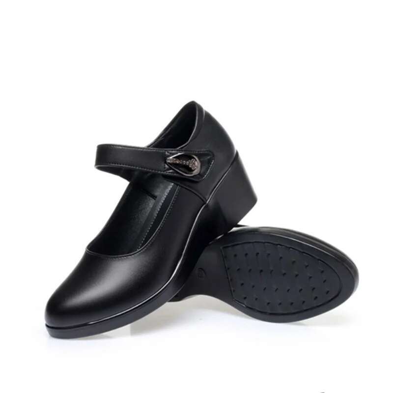 2025 Summer New Women's Quality Slope Heel Women's Casual Street Comfort Black Student Designer Fashion High Heels