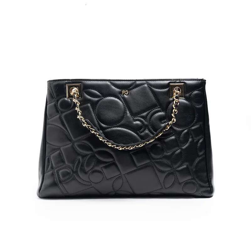 PG Delicate Women's Light Brand Design 2025 New Fashion All Boutique Handbags Niche Leisure Daily Crossbody Bag