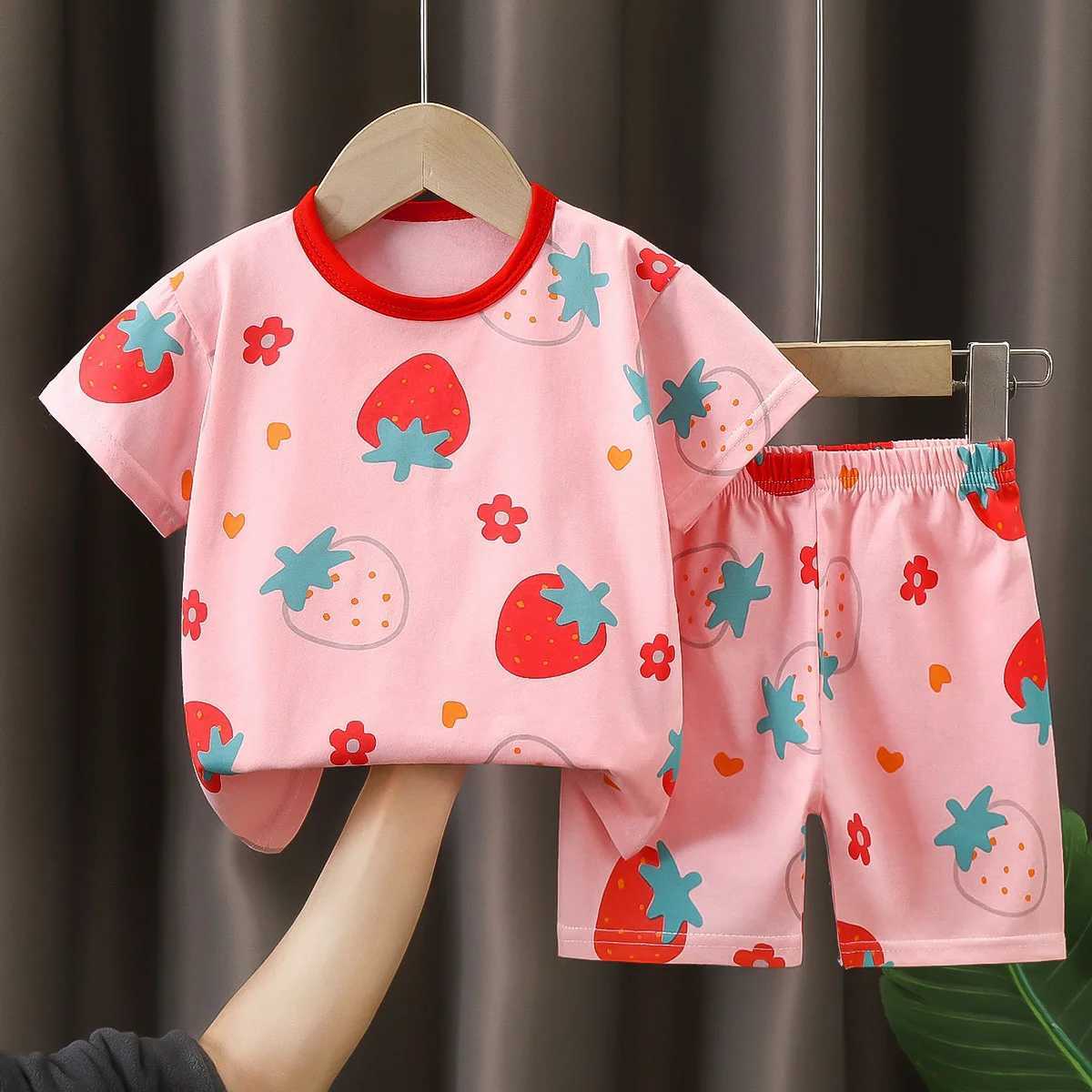Summer girls short sleeved set strawberry printed cotton childrens sleepwear T-shirt+shorts 2PCS childrens set sleepwear 1 2 3 4TT250327