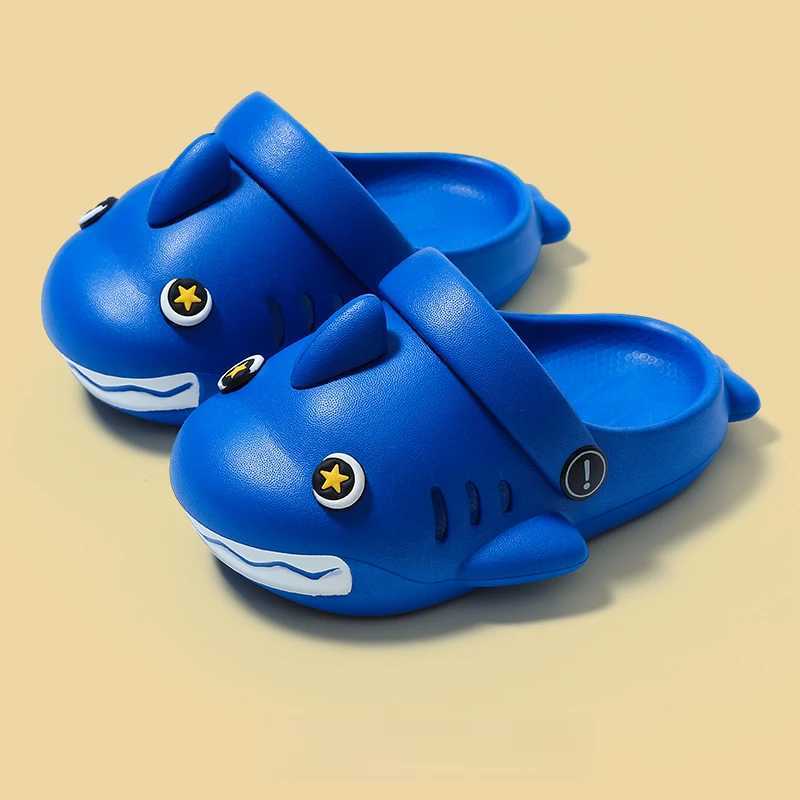 Slipper 2025 New Childrens Shark Slide Boys Shoes Indoor Soft Cartoon Cute Summer Beach Sandals Waterproof Sports Boys Slide Shoes S25326