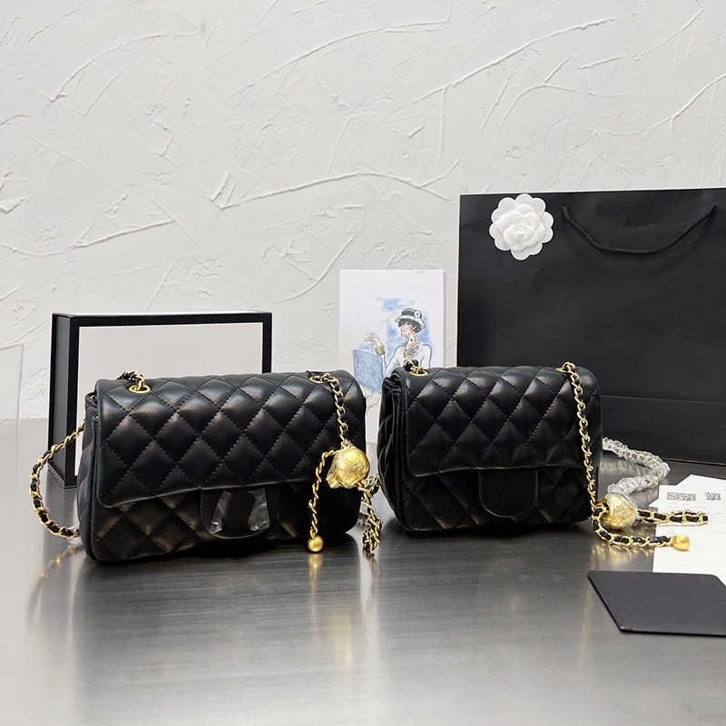 New 2025 Color Designer Shopping chananll Crossbody Diamond Lattice Soft Shoulder Bag Gold Ball Woc Chain Flap Leather Cowhide Hasp Belts Handle Bags 20cm 17cm