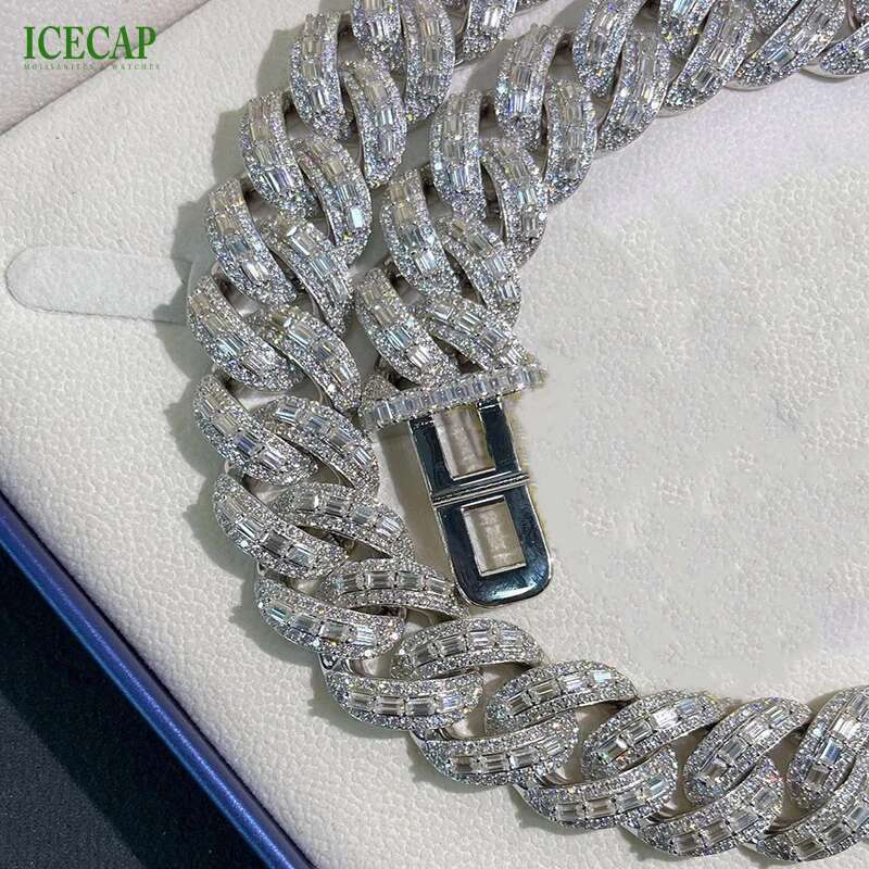 Fashion Jewelry Baguette Shape Design 925 Sterling Silver Cuban Link Chain Vvs Moissanite Necklaces for Men