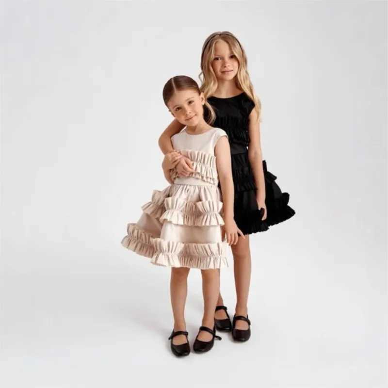 Spring and summer 2025 girls dress linen weight loss backless cake lace childrens dress palace dress sleeveless childrens dress W250326