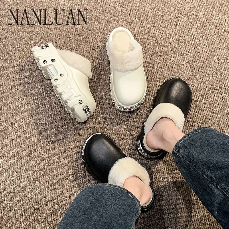 Boutique Winter High-quality with Cotton To Keep Warm and Thick-soled Outdoor Womens Shoes Slip-on Toe-cap Slippers