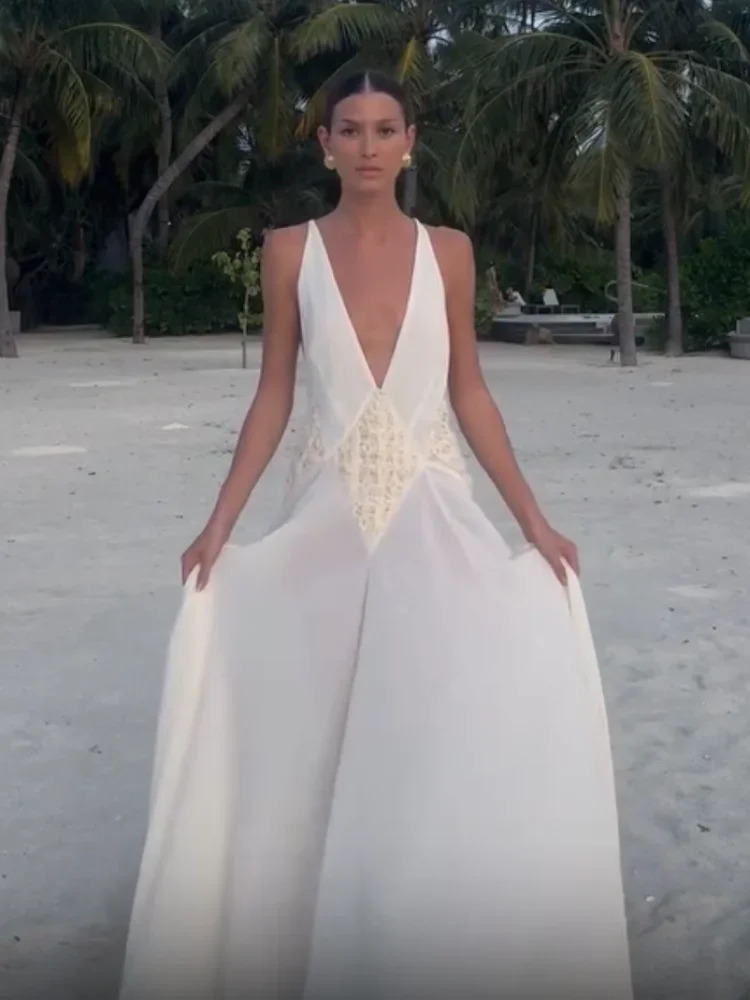 Elegant white Vneck pleated sleeveless long dress for womens fashion off shoulder holiday backless beach 2025 party vest 250324
