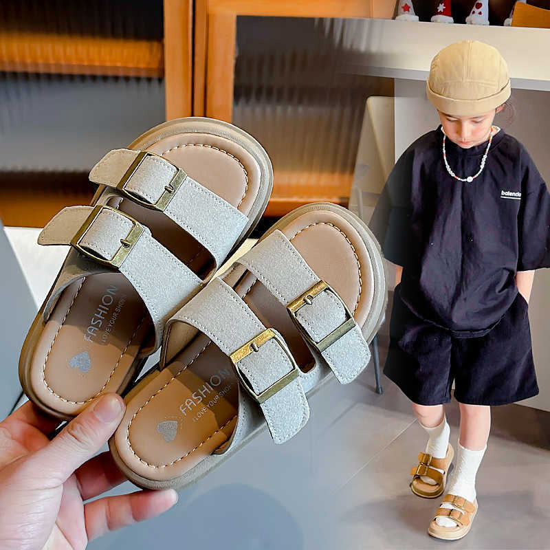 Slipper Childrens slippers 2025 summer new style for girls beach shoes boys casual soft sole medium to large size for children to wear on the outside 
