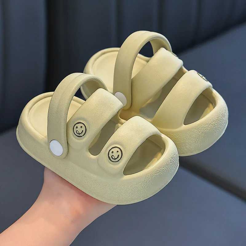 Slipper 2025 Solid Smiling Boy and Girl Slide Summer EVA Childrens Outdoor Sandals Soft Bottom Waterproof Childrens Beach Slide S25326