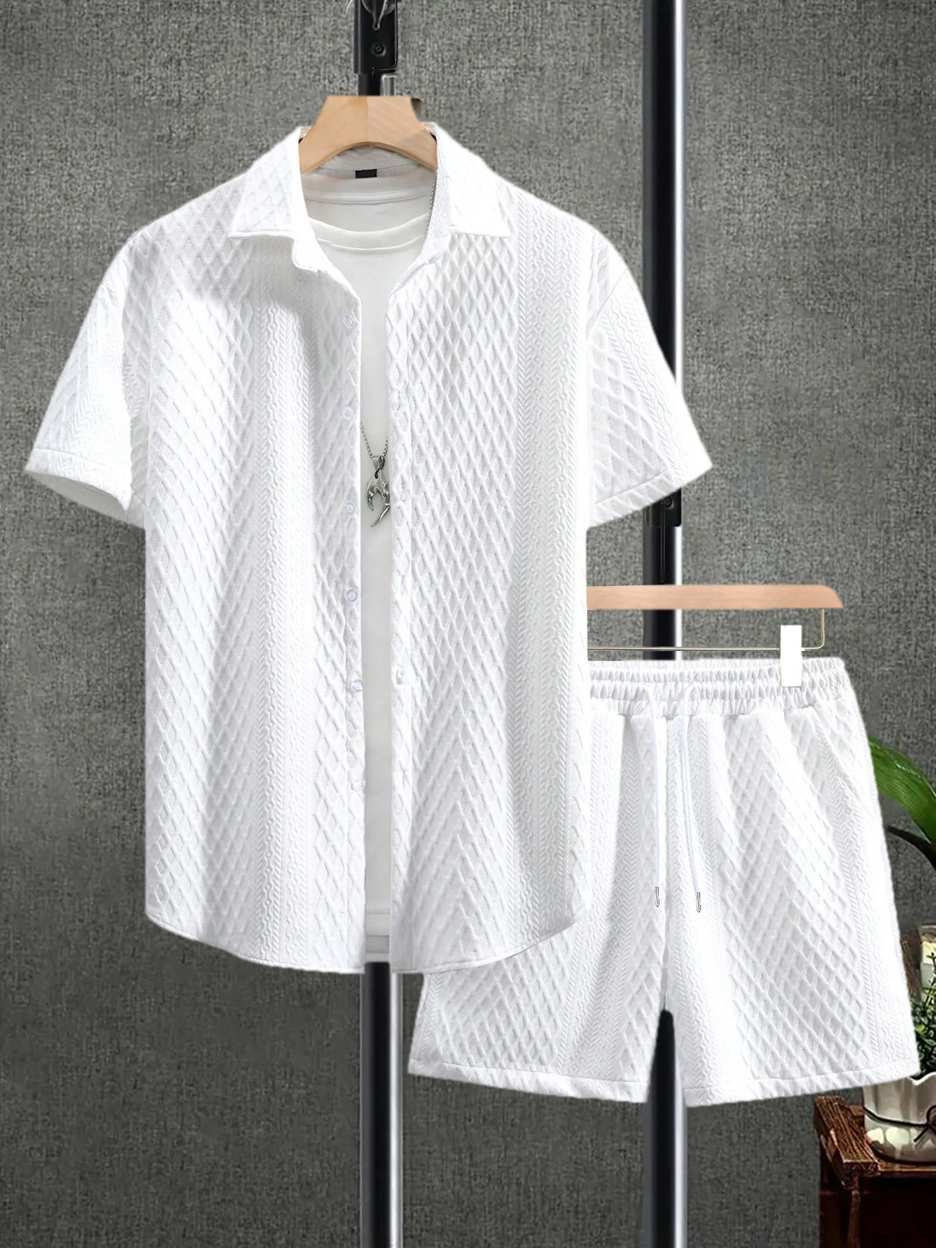 Mens 2piece heavyduty casual wear knitted textured short sleeved lapel shirt and drawstring shorts 250326