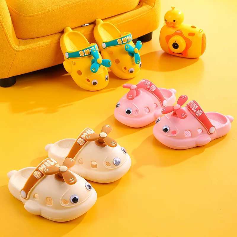 Slipper Anti slip childrens slide breathable summer beach shoes cute cartoon childrens shoes S25326