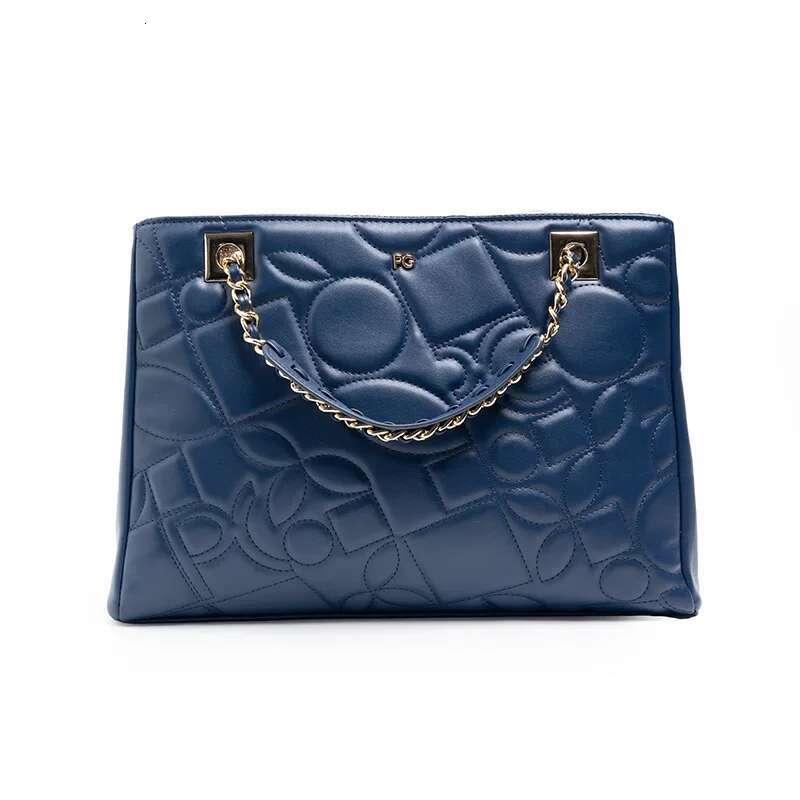 PG Delicate Women's Light Brand Design 2025 New Fashion All Boutique Handbags Niche Leisure Daily Crossbody Bag
