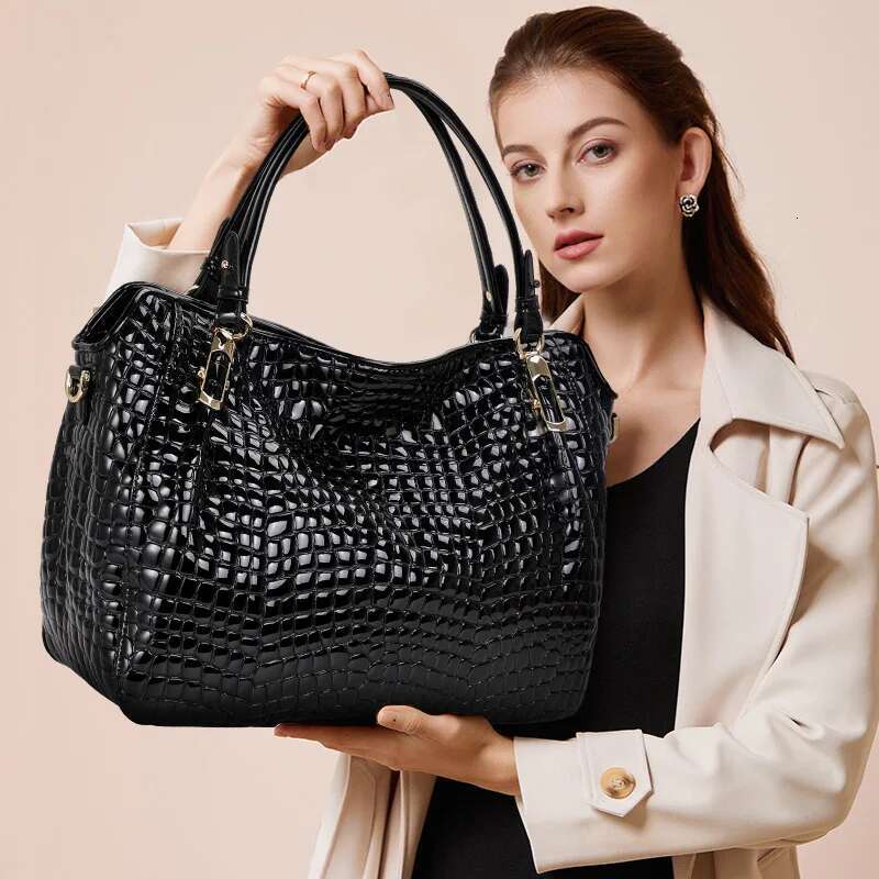 Aidrani Light Fashion Cowhide Women's Handbag Black Everyday Versatile Crossbody Tote Bag