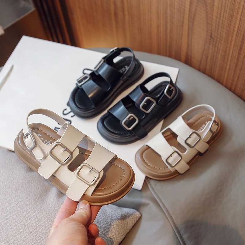 Slipper 2024 Summer Casual Round Toe Lightweight Buckle Walking Shoes for Preschool Girls Solid Color Comfortable Childrens Sandals S25326