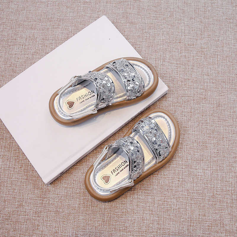 Slipper Childrens Fashion Glitter Cold Slippers 2025 Korean Edition Summer New Style Wear One Line Casual Versatile Slippers Trendy S25326