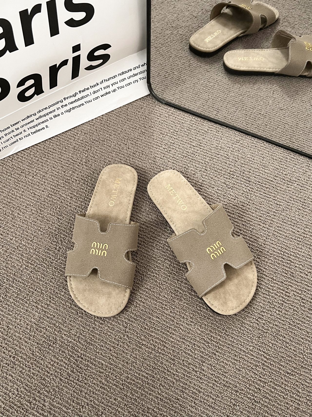 2025 new thick bottom casual flat non-slip new sandals female summer wear beach sandals lazy fashion everything