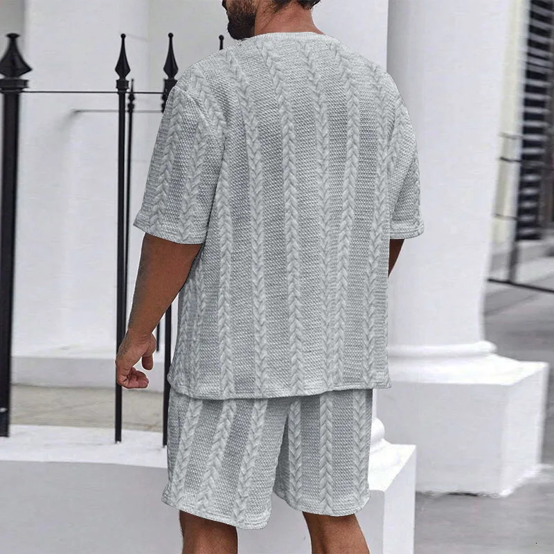 Fashionable summer mens casual 2piece streetwear short sleeved Tshirtshorts Harajuku sportswear knitted clothing 250326
