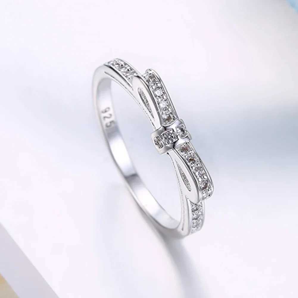 925 sterling silver simple bow crystal ring suitable for womens sizes 6/7/8/9 luxury fashion party wedding decoration jewelry giftsXJ250327